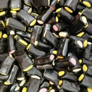 Liquorice Cream Rock